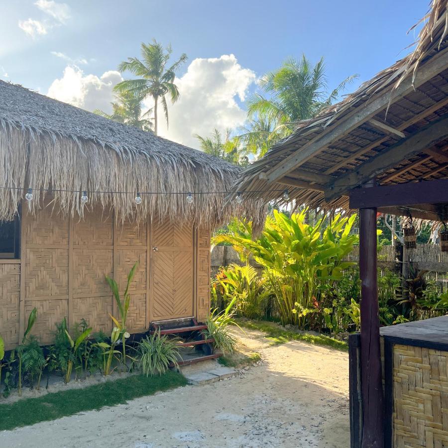 Siargao Tropic Hostel 제너럴 루나 외부 사진