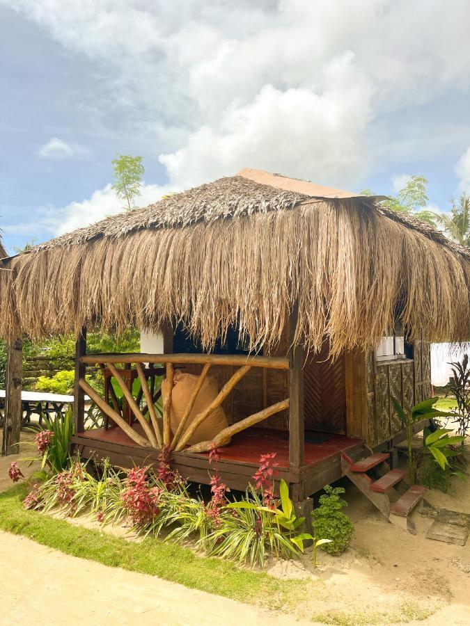 Siargao Tropic Hostel 제너럴 루나 외부 사진