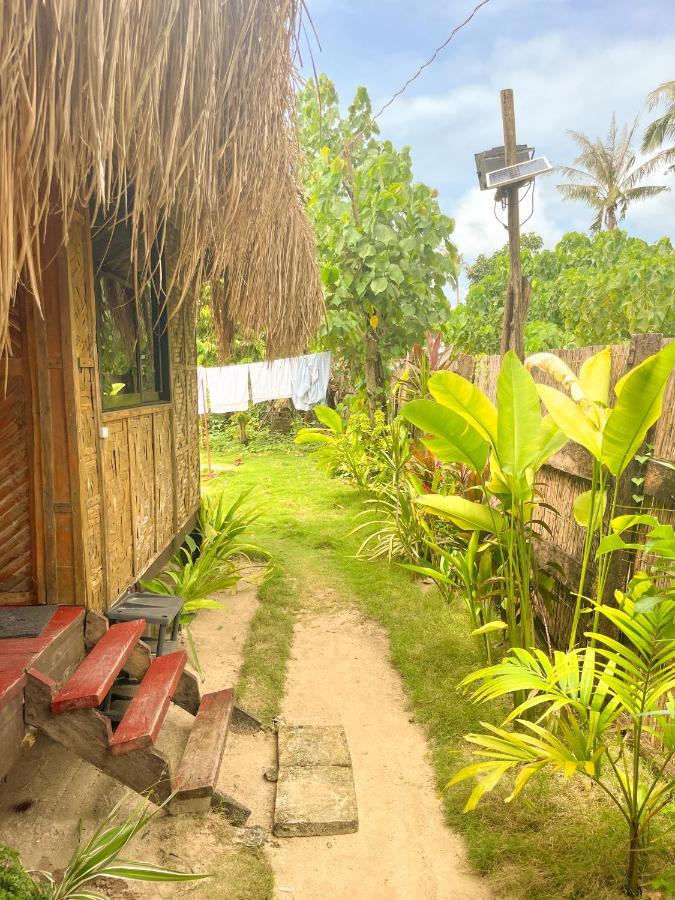 Siargao Tropic Hostel 제너럴 루나 외부 사진