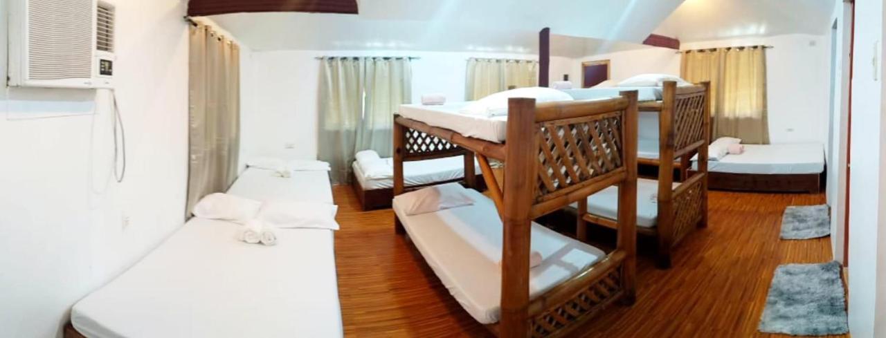 Siargao Tropic Hostel 제너럴 루나 외부 사진